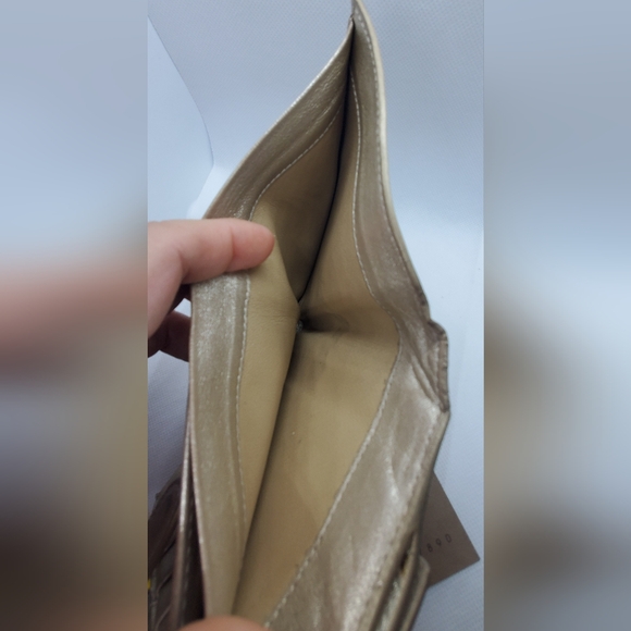 BOTTEGA VENETA Hobo Leather Wallet by fold- cc/coin compartment- silver metallic - Picture 7 of 11